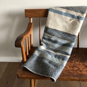 Shupaca brushed alpaca wool throw blanket